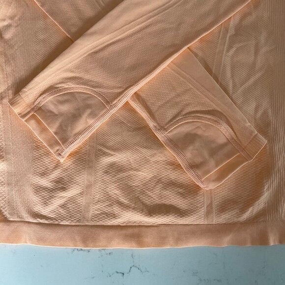 Athleta Momentum Seamless Lg Sleeve Crew Neck Nylon Top Tangerine Peach Sz M NWT - Picture 14 of 15